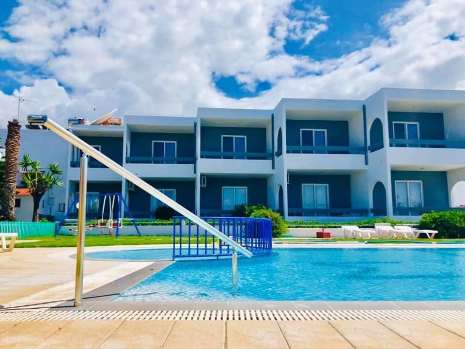 Aparthotel Sea View *
